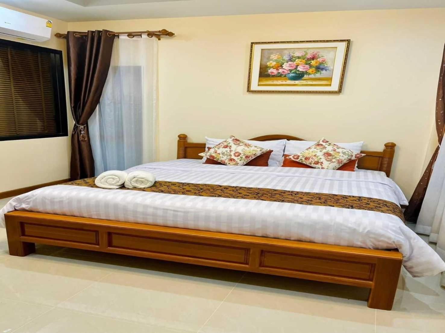 Capital O 75518 Baan Rose Resort Ao Luk Εξωτερικό φωτογραφία