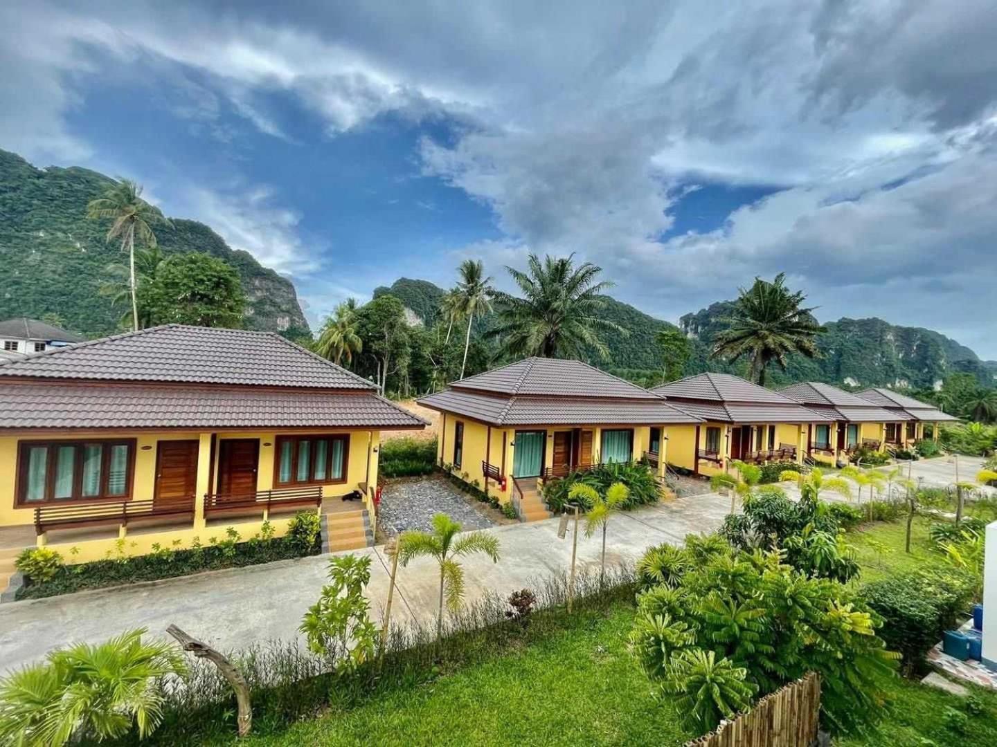 Capital O 75518 Baan Rose Resort Ao Luk Εξωτερικό φωτογραφία