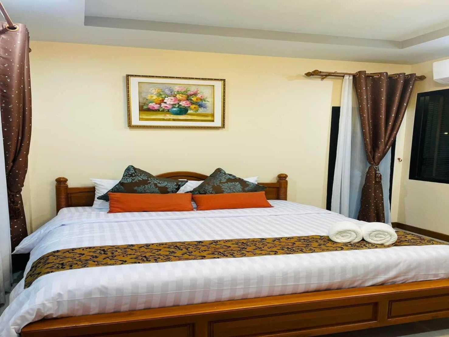 Capital O 75518 Baan Rose Resort Ao Luk Εξωτερικό φωτογραφία
