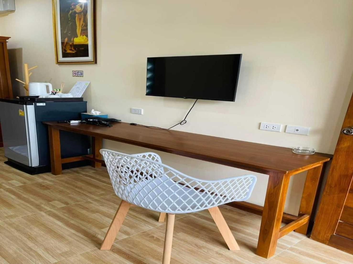 Capital O 75518 Baan Rose Resort Ao Luk Εξωτερικό φωτογραφία